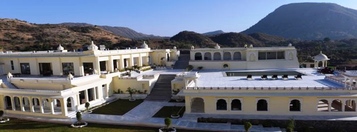 The Castle Mewar - Udaipur 01.jpg